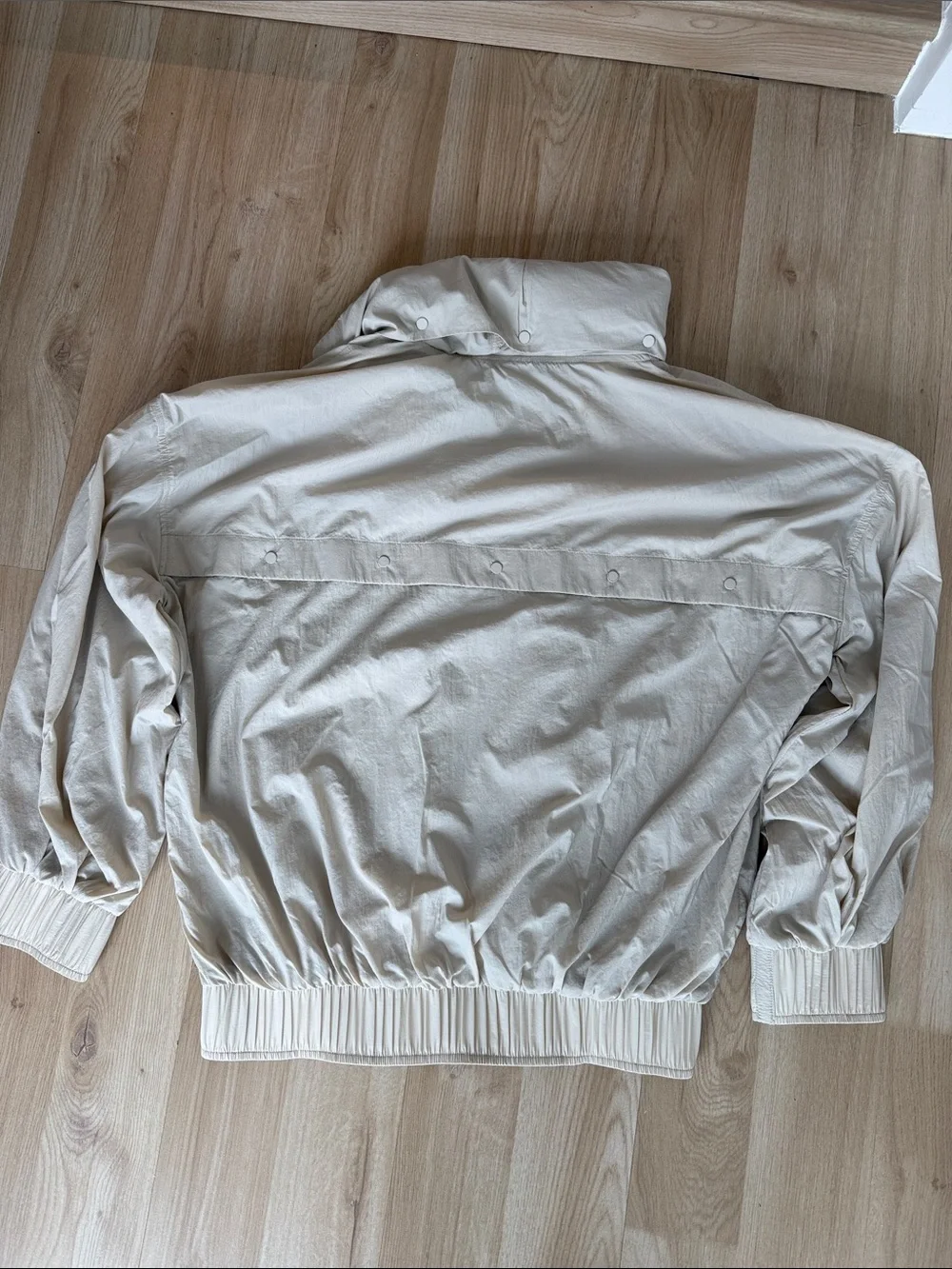 Athleta Cream Half-Zip Lightweight Pullover with convertible hood